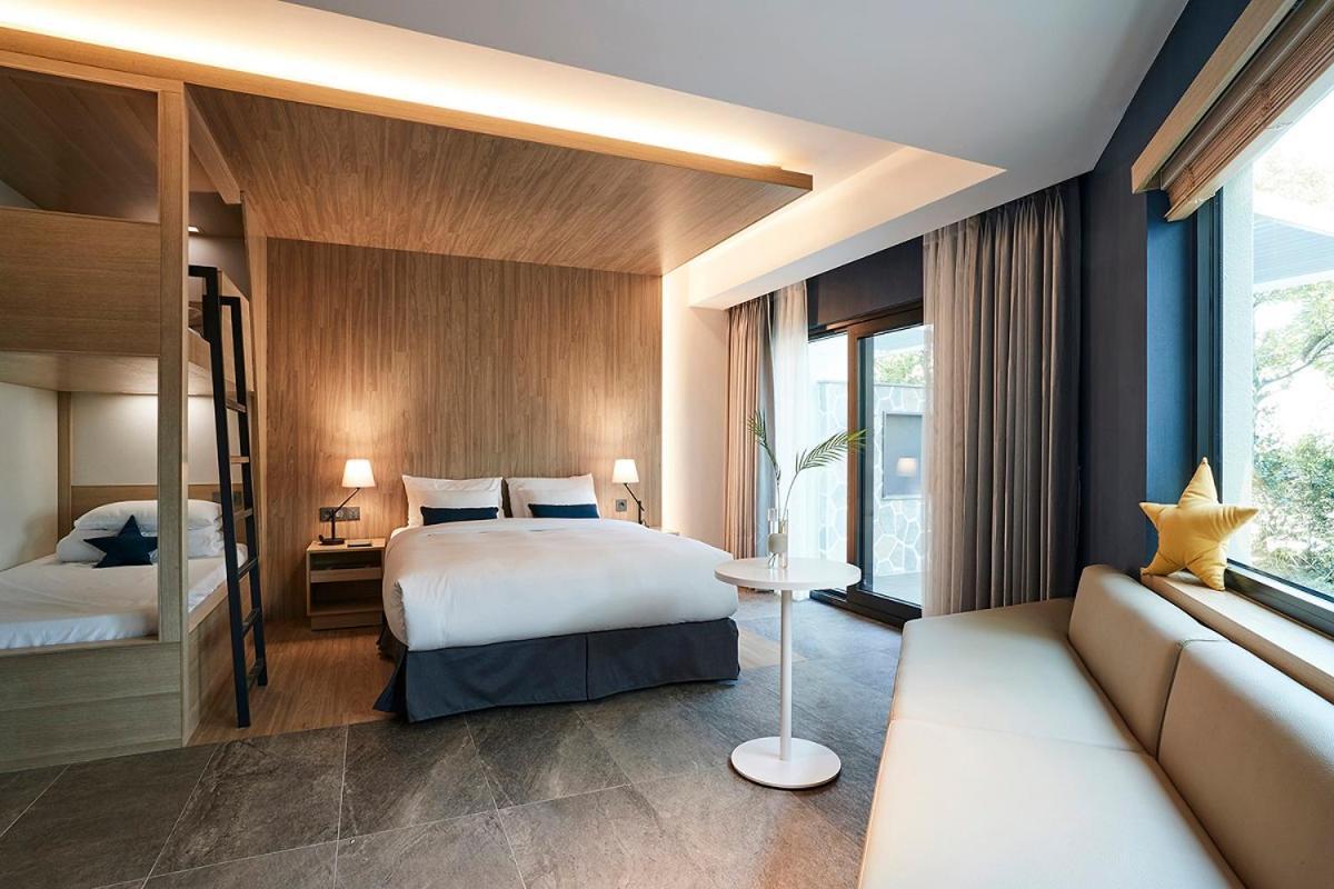 The Suites Hotel Jeju Seogwipo Exterior foto