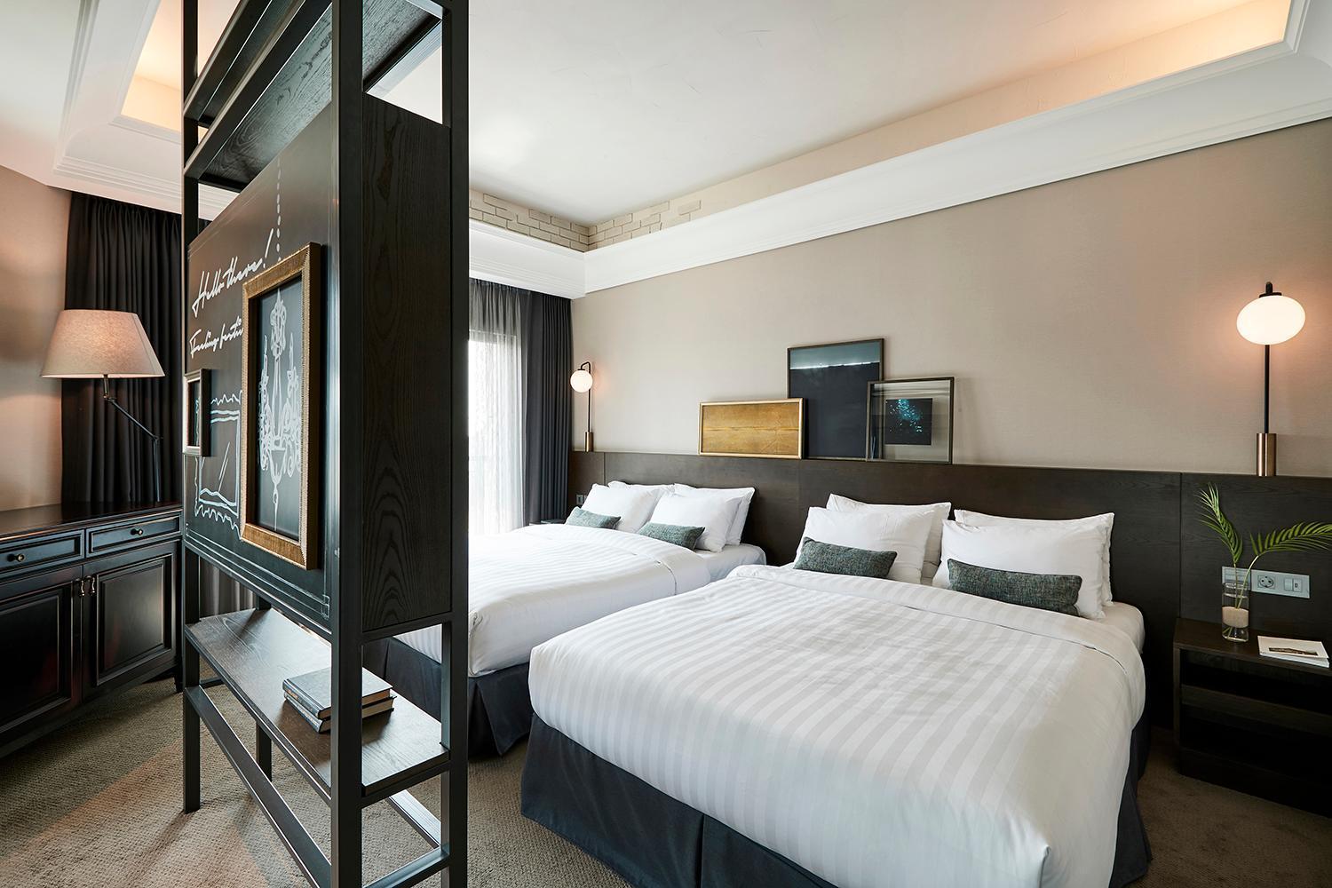 The Suites Hotel Jeju Seogwipo Exterior foto