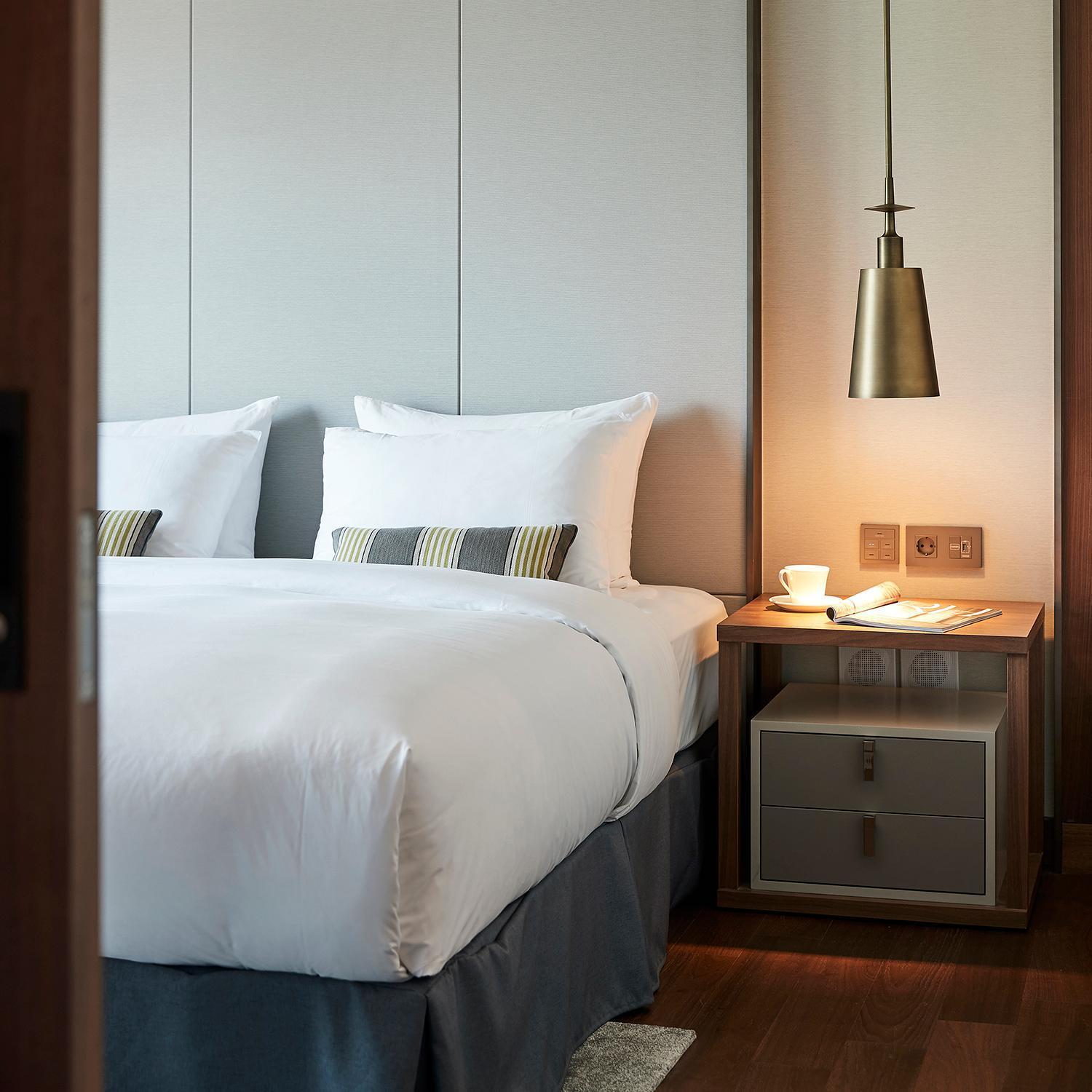 The Suites Hotel Jeju Seogwipo Exterior foto