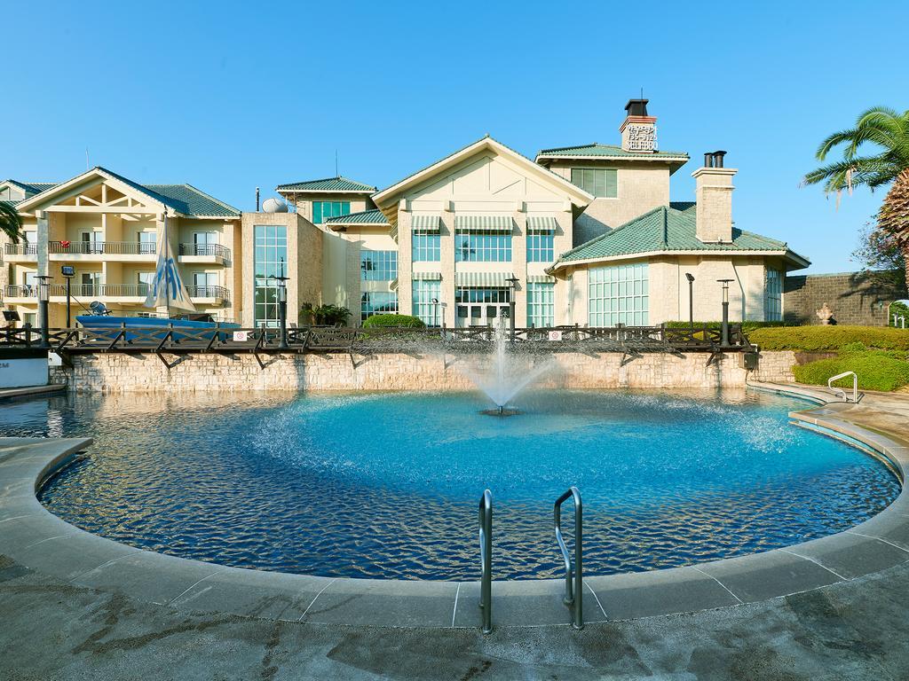 The Suites Hotel Jeju Seogwipo Exterior foto