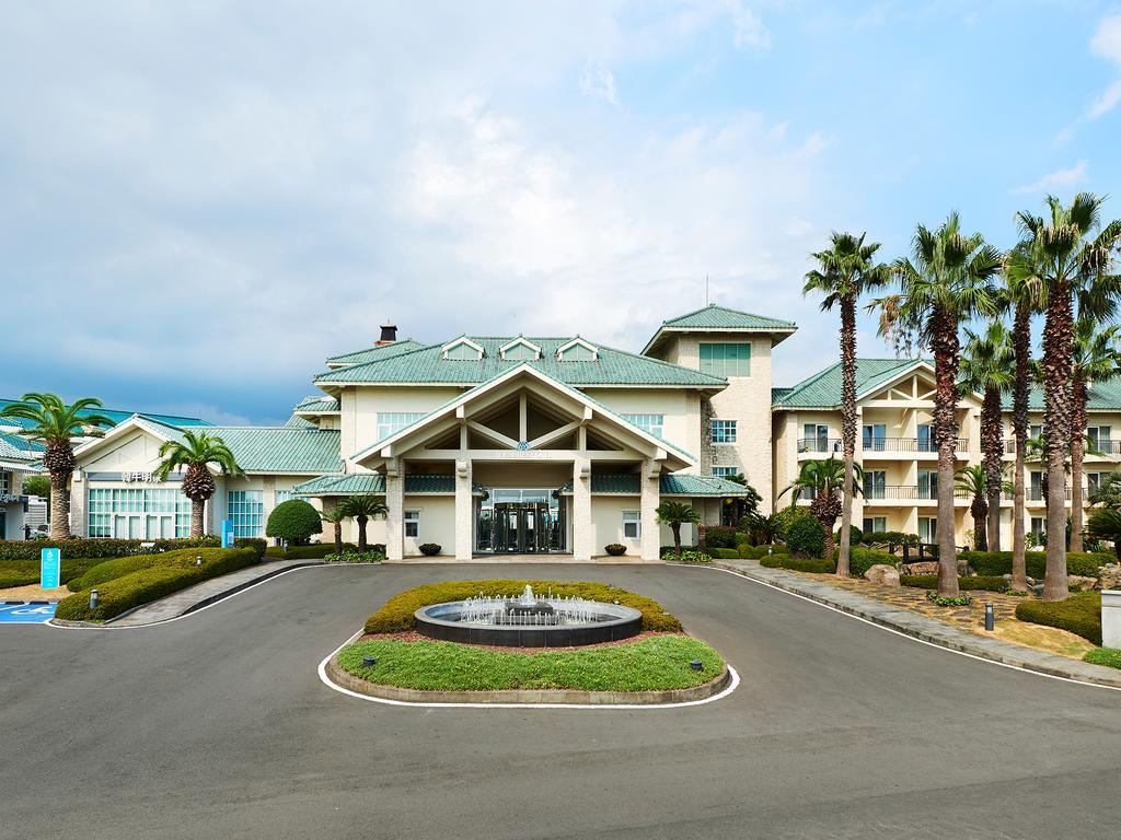 The Suites Hotel Jeju Seogwipo Exterior foto