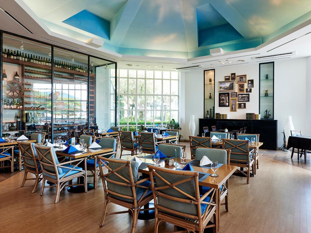 The Suites Hotel Jeju Seogwipo Exterior foto