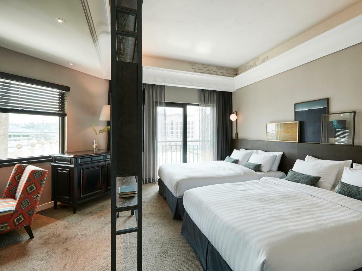 The Suites Hotel Jeju Seogwipo Exterior foto